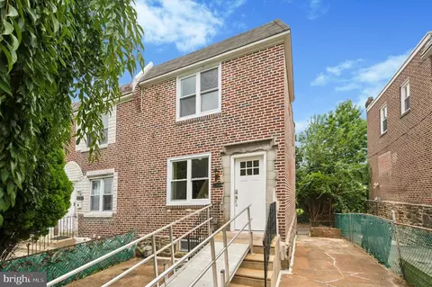 232 W Washington Ave, Clifton Heights, PA 19018