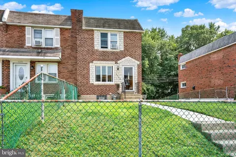 1130 Taylor Dr, Folcroft, PA 19032