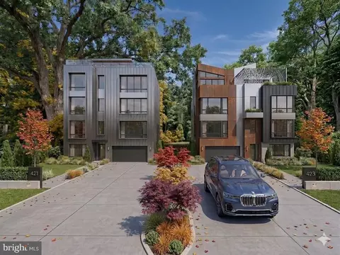 520 W 3rd St, Chester, PA 19013