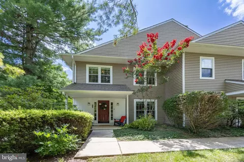 148 Kingswood Ct #148, Glen Mills, PA 19342