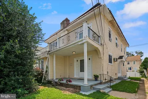 908 Yeadon Ave, Lansdowne, PA 19050
