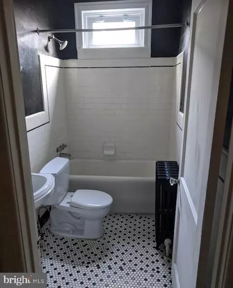 208 W Wayne Ave, Wayne, PA 19087 photo 8