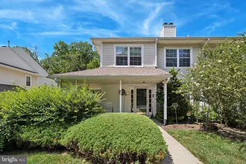 67 Bayberry Ct #67, Glen Mills, PA 19342