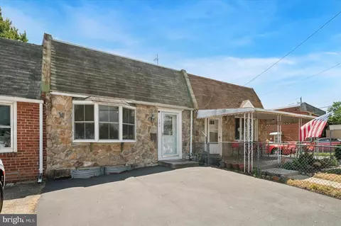 109 Laughead Ave, Linwood, PA 19061