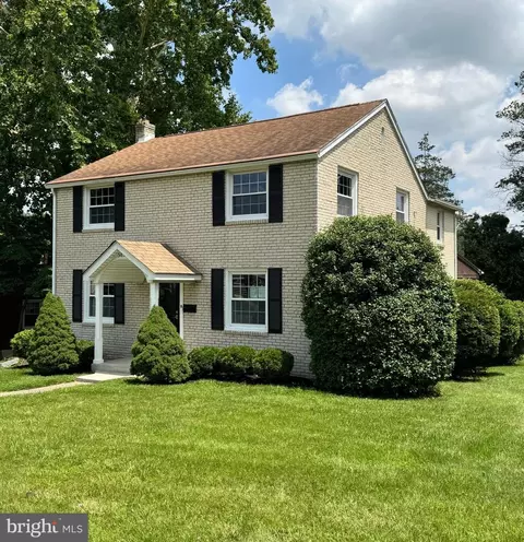 563 Rutherford Dr, Springfield, PA 19064