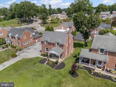View/Area - 215 Avon Rd, Springfield, PA 19064 photo 2 of 5