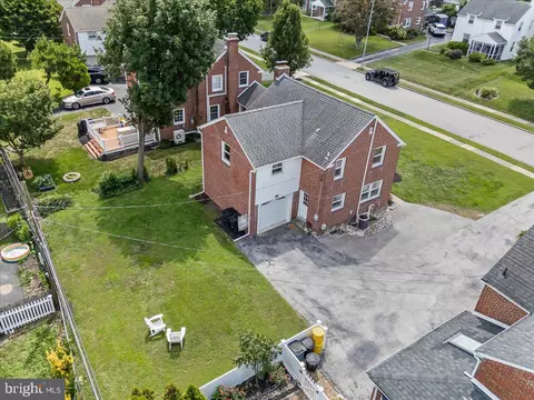 View/Area - 215 Avon Rd, Springfield, PA 19064 photo 1 of 5