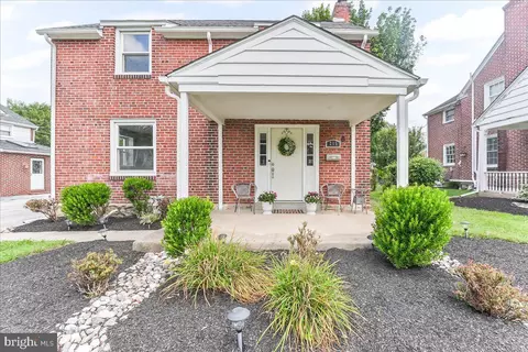 Exterior - 215 Avon Rd, Springfield, PA 19064 photo 3 of 8