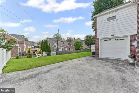 Exterior - 215 Avon Rd, Springfield, PA 19064 photo 6 of 8