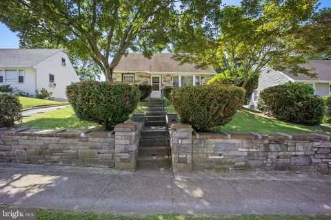 1304 Bullens Ln, Woodlyn, PA 19094
