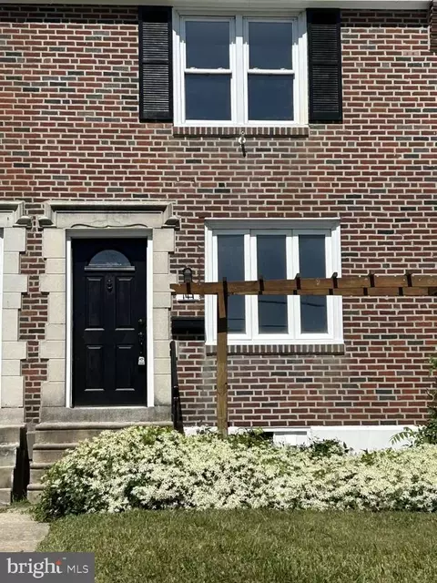 111 W Madison Ave, Clifton Heights, PA 19018