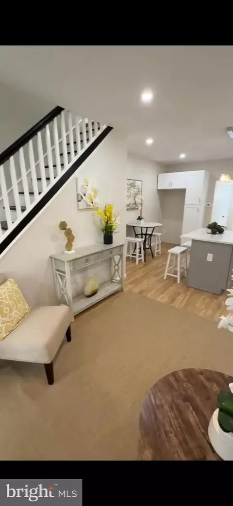 Entry Way - 331 E State St, Media, PA 19063 photo 2 of 4