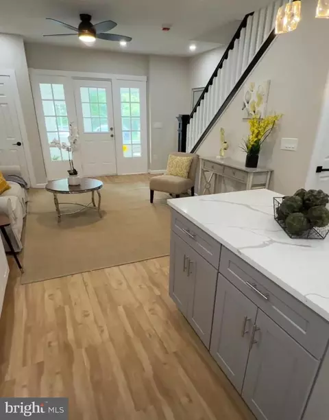 Entry Way - 331 E State St, Media, PA 19063 photo 3 of 4