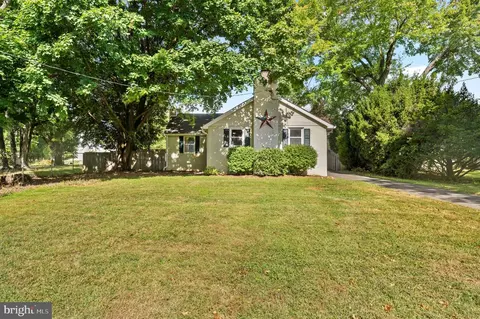 3329 Foulk Rd, Garnet Valley, PA 19060