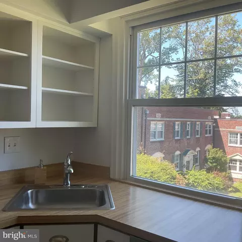 500 E Lancaster Ave #126D, Wayne, PA 19087 photo 4