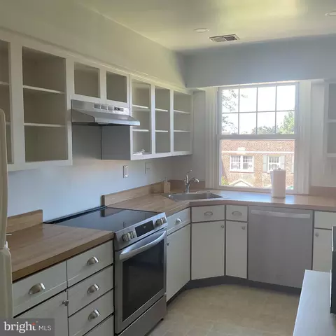 500 E Lancaster Ave #126D, Wayne, PA 19087 photo 3