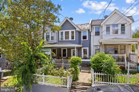 7504 Lennox Rd, Darby, PA 19082