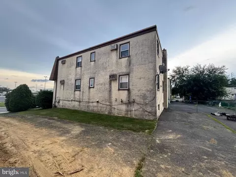239 239a Glenside Ave, Holmes, PA 19043