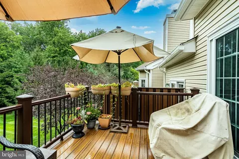 71 Dresner Cir, Ogden, PA 19061 photo 40