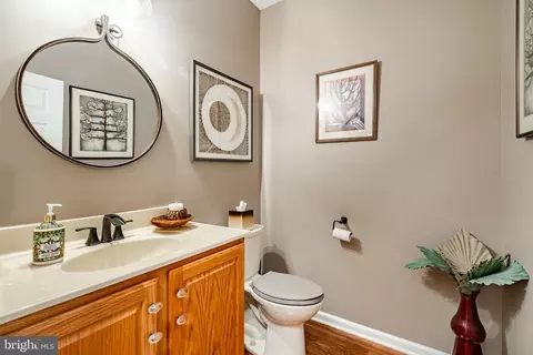 71 Dresner Cir, Ogden, PA 19061 photo 5