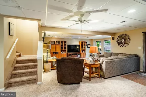 71 Dresner Cir, Ogden, PA 19061 photo 32