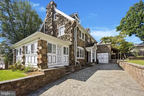 7114 Llanfair Rd, Darby, PA 19082 photo 3