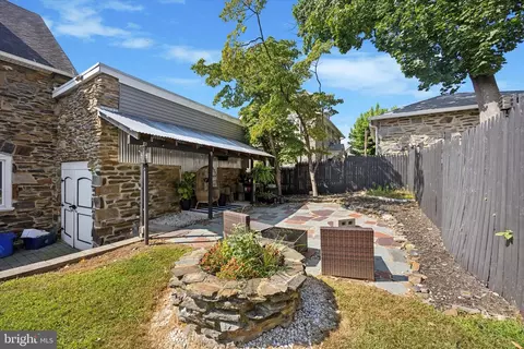 7114 Llanfair Rd, Darby, PA 19082 photo 35