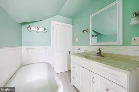 7114 Llanfair Rd, Darby, PA 19082 photo 29