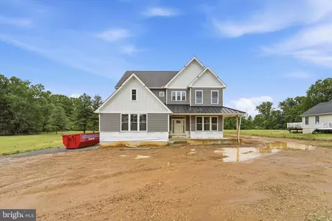 324 Bishop Hollow Rd, Newtown Square, PA 19073