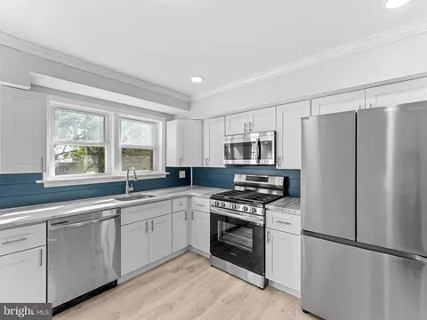 Kitchen - 125 White Ave, Marcus Hook, PA 19061 photo 2 of 2