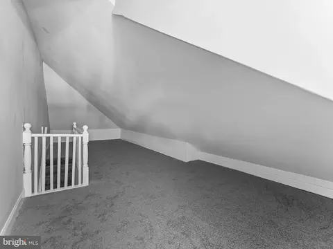 Entry Way - 125 White Ave, Marcus Hook, PA 19061 photo 3 of 3