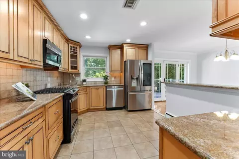Kitchen - 200 N State Rd, Springfield, PA 19064 photo 1 of 3