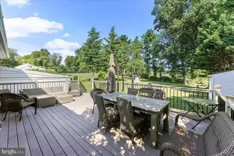 Exterior - 200 N State Rd, Springfield, PA 19064 photo 5 of 10