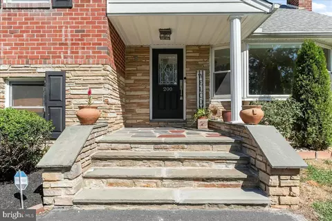Exterior - 200 N State Rd, Springfield, PA 19064 photo 2 of 10