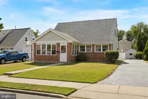 Exterior - 841 Bobwhite Ln, Secane, PA 19018 photo 3 of 7