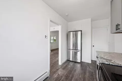 Entry Way - 7239 Bradford Rd, Darby, PA 19082 photo 2 of 2