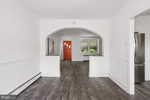 Entry Way - 7239 Bradford Rd, Darby, PA 19082 photo 1 of 2