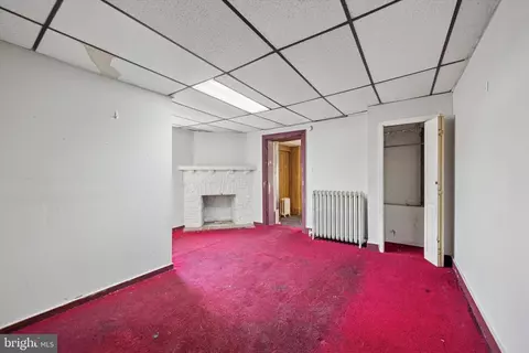 Living - 4 Marlborough Rd, Upper Darby, PA 19082 photo 1 of 2