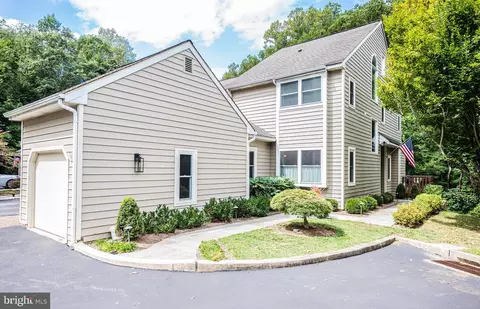 429 Wooded Way, Newtown Square, PA 19073