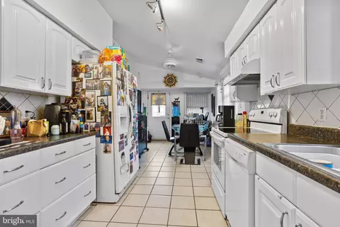 1121 Scott Ave, Boothwyn, PA 19061 photo 37
