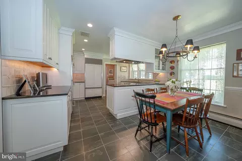Kitchen - 712 Woodcrest Rd, Wayne, PA 19087 photo 3 of 3