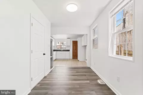 1359 Green St, Marcus Hook, PA 19061 photo 8