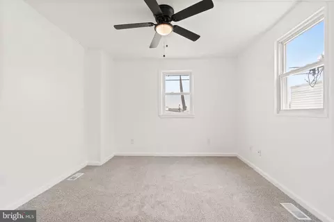 1359 Green St, Marcus Hook, PA 19061 photo 16