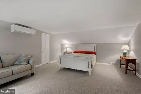 Bedroom - 598 Cricket Ln, Wayne, PA 19087 photo 5 of 6