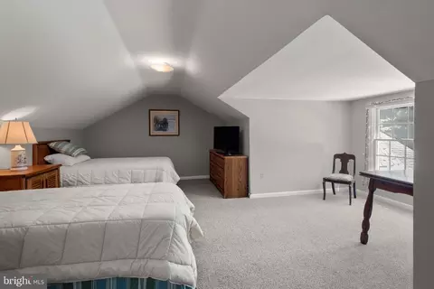 Bedroom - 598 Cricket Ln, Wayne, PA 19087 photo 6 of 6