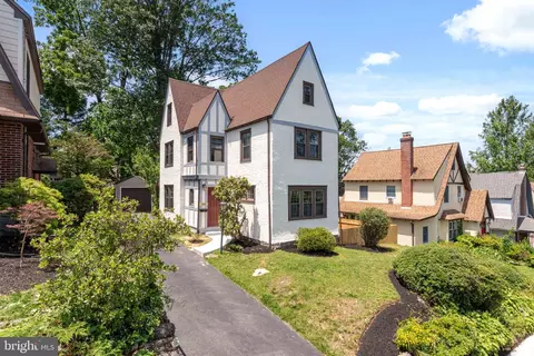 2418 Rosewood Ln, Havertown, PA 19083