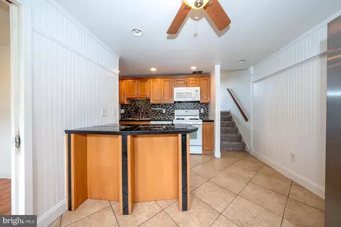 156 Fronefield Ave, Marcus Hook, PA 19061 photo 11