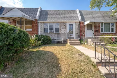 156 Fronefield Ave, Marcus Hook, PA 19061 photo 2