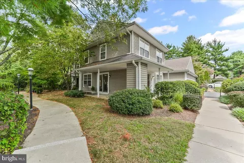 266 Stanton Ct, Glen Mills, PA 19342