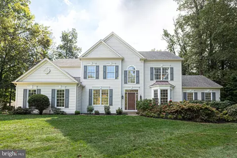 27 Cherry Cir, Glen Mills, PA 19342